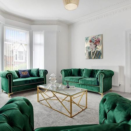 Stunning 4-Bedroom, 2 Bathrooms In Sunderland صندرلاند المظهر الخارجي الصورة