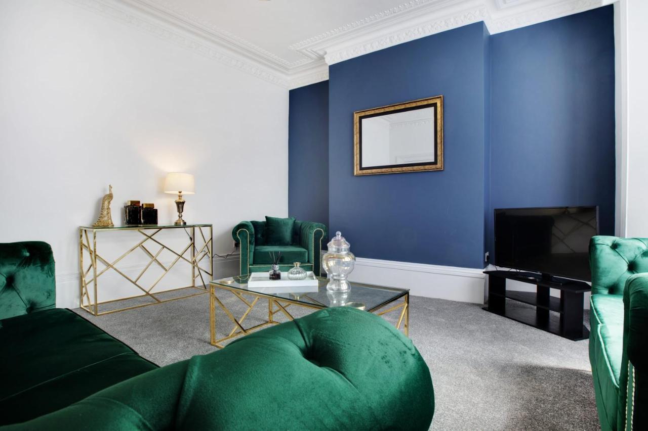 Stunning 4-Bedroom, 2 Bathrooms In Sunderland صندرلاند المظهر الخارجي الصورة
