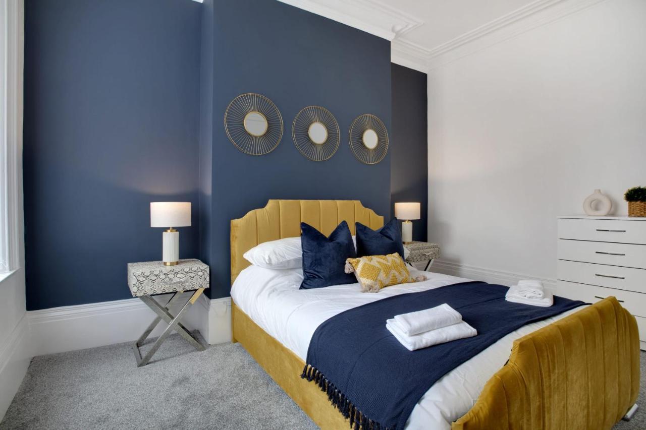 Stunning 4-Bedroom, 2 Bathrooms In Sunderland صندرلاند المظهر الخارجي الصورة