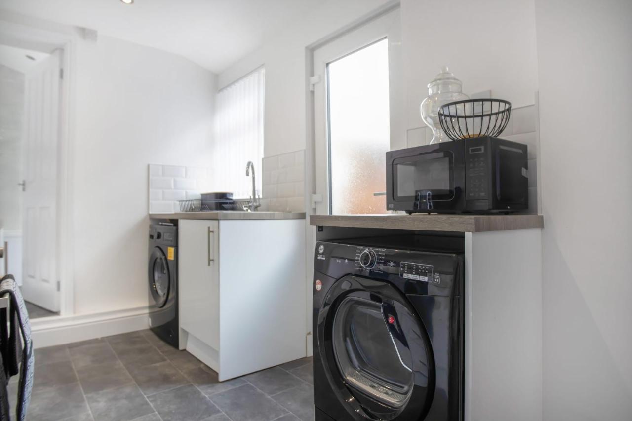 Stunning 4-Bedroom, 2 Bathrooms In Sunderland صندرلاند المظهر الخارجي الصورة