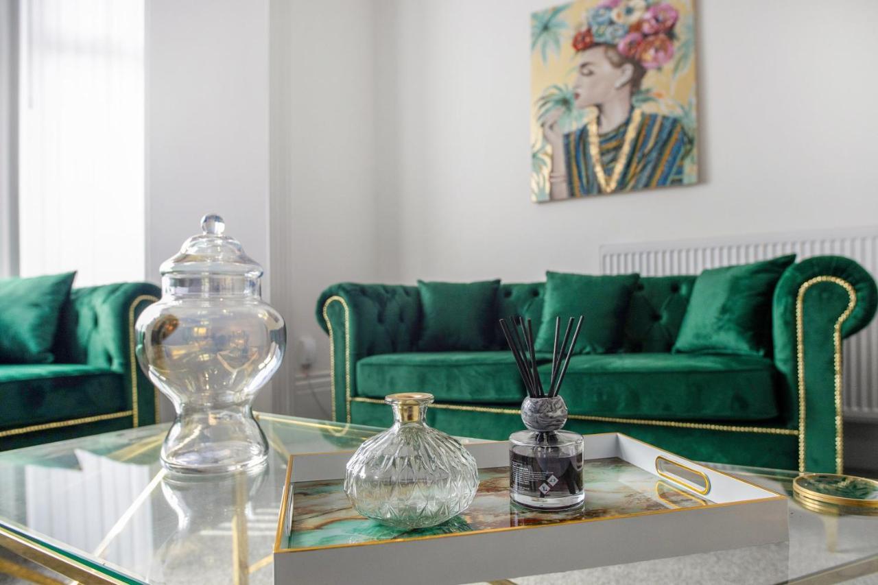 Stunning 4-Bedroom, 2 Bathrooms In Sunderland صندرلاند المظهر الخارجي الصورة